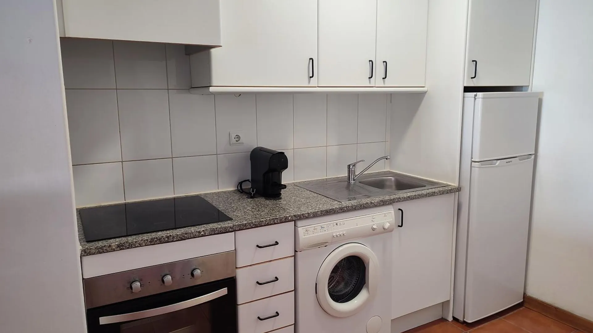 Rocha Apartment 波尔蒂芒